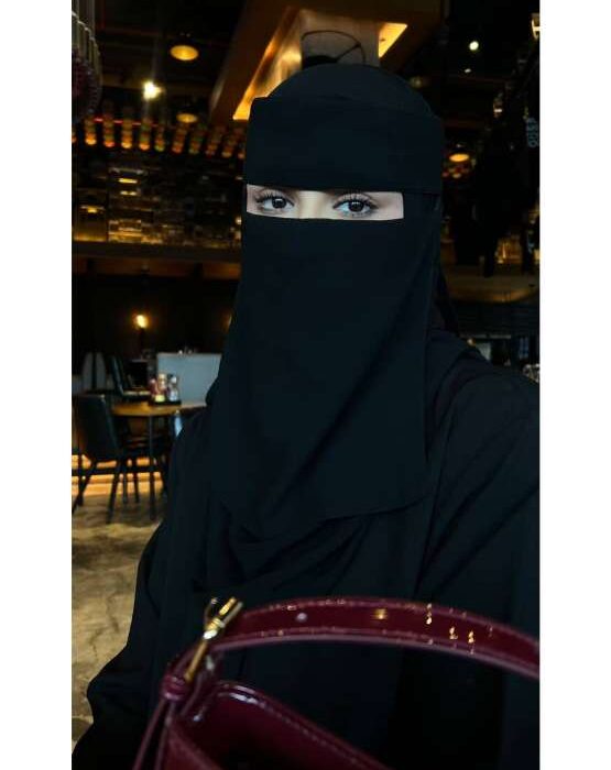 Maraam Mohammad demonstrating a skincare or makeup tutorial, showcasing her authenticity, expertise, and passion for educating her audience about beauty